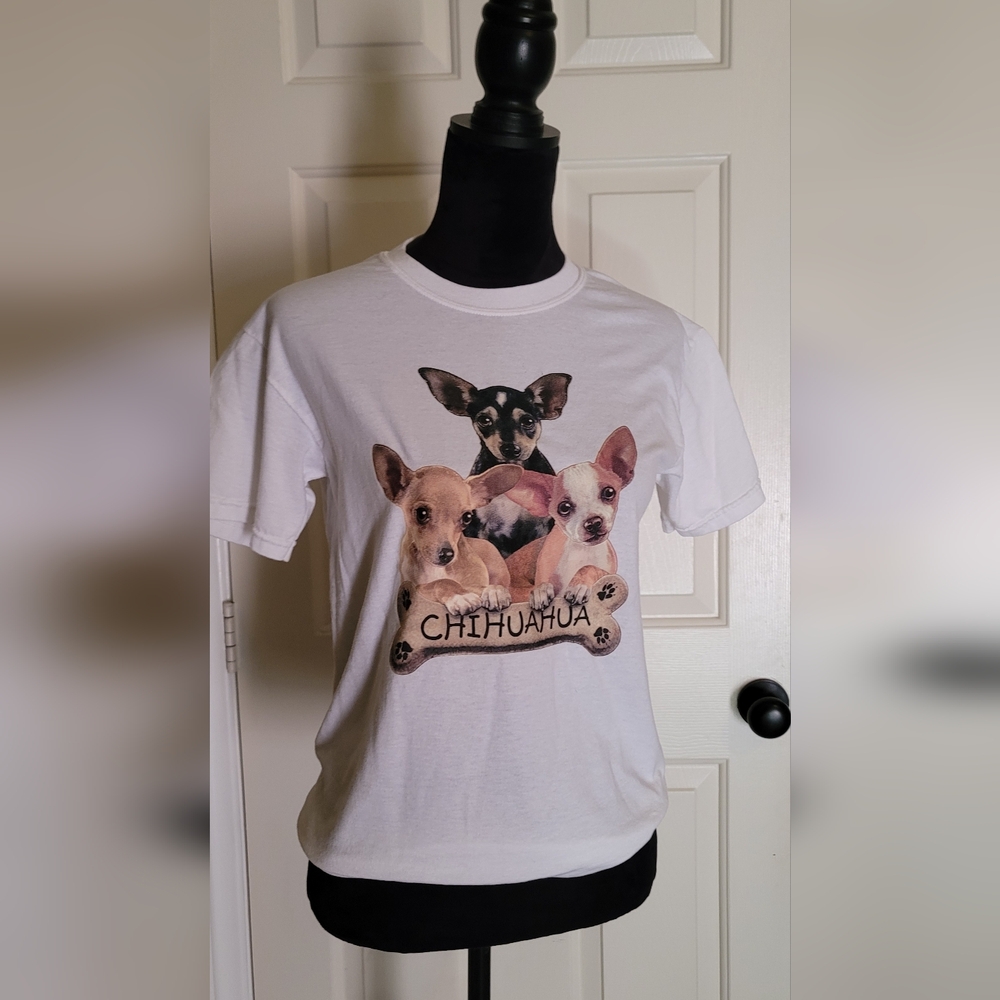 Chihuahua Graphic T-Shirt